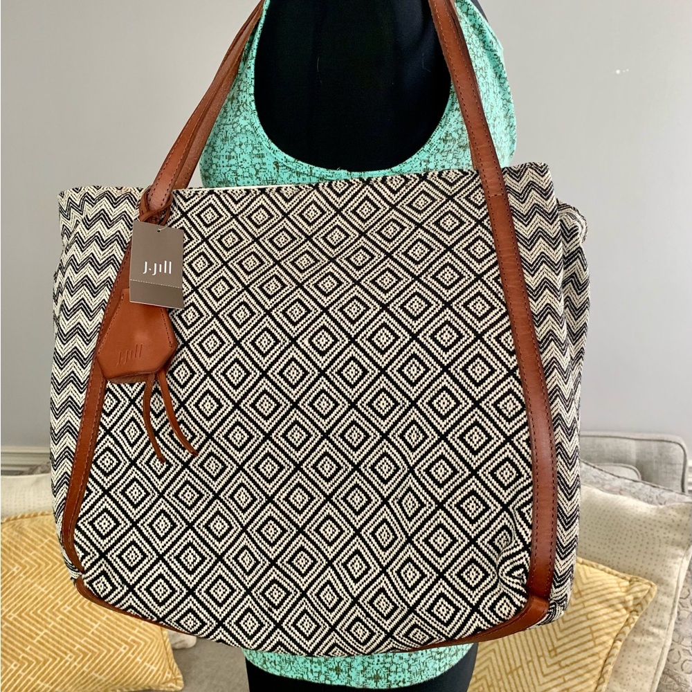 J. Jill NWT Black and White Geometric Tote Bag - Picture 3 of 10